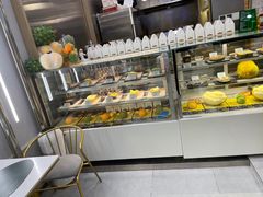面包甜点陈列柜-猫王榴莲世家(三里屯SOHO商场店)