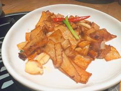 -山城外·非遗酸菜鱼(蜀都万达店)