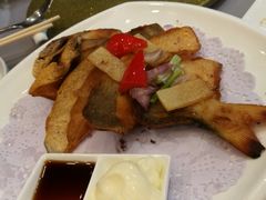 干煎鲳鱼-御花园·粤菜·海鲜火锅(中山公园店)