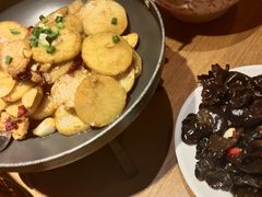-俏湖兰·辣椒炒个肉(海沧店)