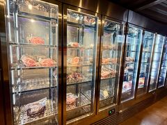 -MONICH牛排融合餐厅(和义大道购物中心店)