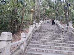 -灵岩山风景区