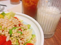 -港丽餐厅(正大店)