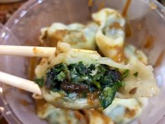 荠菜肉拌馄饨-蒸好吃馄饨
