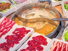 -来龍儿鲜切牛肉自助老火锅