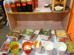 -成都玉林串串香火锅(三八店)