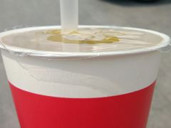 -沪上阿姨鲜果茶(世茂广场宽厚里店)