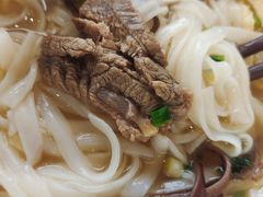 -甘掌门·化州驰名牛杂粉(越秀店)