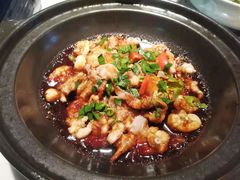 馋嘴牛蛙-松沪名灶·豆浆鱼头·新上海菜(飞航吾悦广场店)