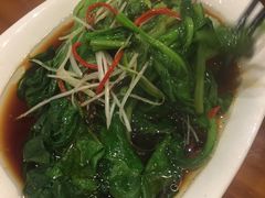 -雪乡阁东北农家菜(颛桥约好休闲街店)