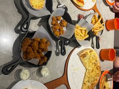 -必胜客(尹山湖歌林公园店)