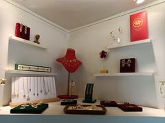 -LADY FAFA(巨鹿路陕西南路路口店)