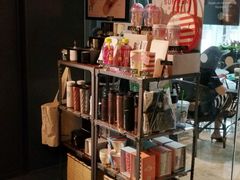 零售区-星巴克(恒基688广场店)