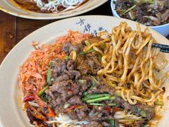 -方铲铲·成都板凳面(滨江银泰店)