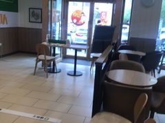 -德克士(中心医院店)