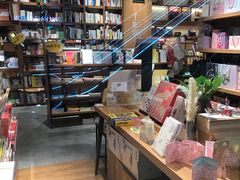 -百新书局(尚悦湾店)