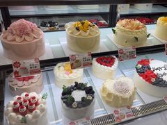 -花花卷卷·鲜食蛋糕(泉屋店)