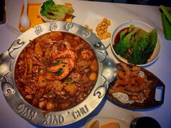 -钳小厨疯味1987肉蟹煲(美一城广场店)