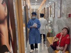 -上海仁爱医院口腔科 · 种植