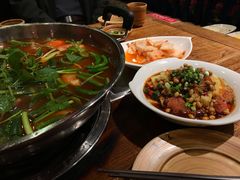 -亮欢寨酸汤鱼(沙冲路店)