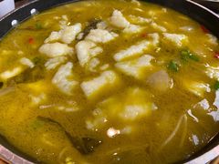 -有红鸡毛店·川菜(建设路店)