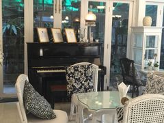 -Fern Forest Cafe