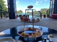 -亚龙湾喜来登·美景台大堂吧