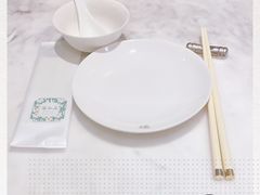 -香港百合居(LCM置汇旭辉广场店)