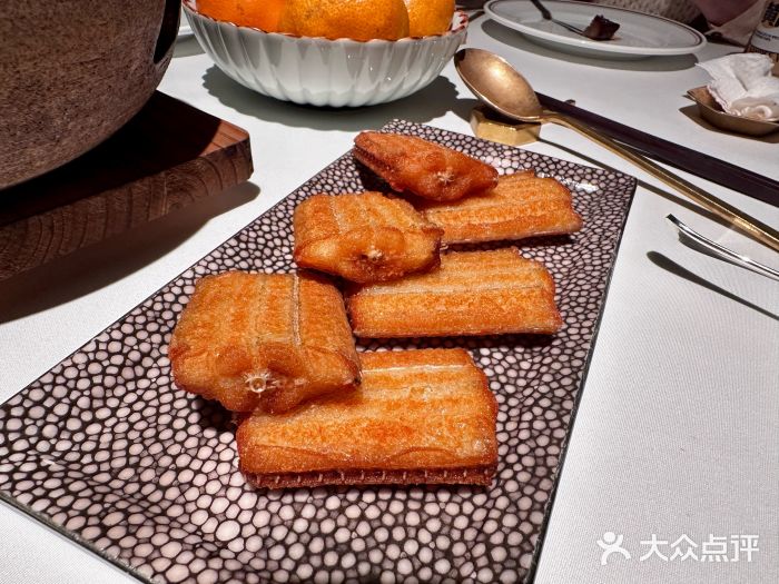 新荣记(BFC外滩金融中心店)黄金脆带鱼图片