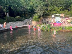 -融汇温泉