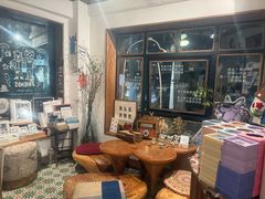 -橡皮书店(翠湖北路店)