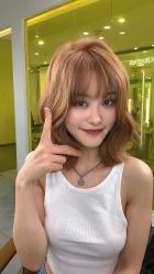 -AYO SALON