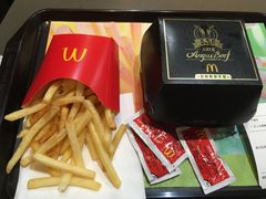 -麦当劳(卫星广场店)