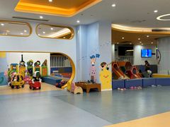 -戊辰亲子游泳俱乐部