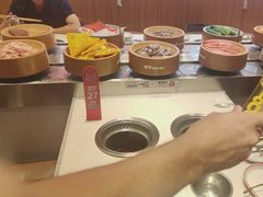 -龍歌自助小火锅(市南金茂湾店)