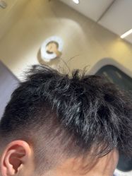 -PE SALON