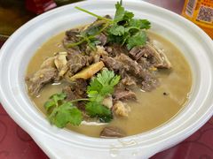 萝卜牛腩-刘涛酒店(江滩公园店)