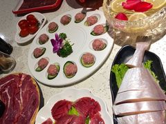 -二荆条·蜀鲜汇城市森林火锅