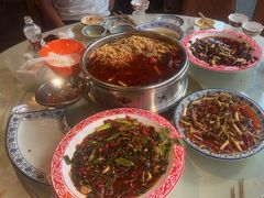 -牟记江湖重庆地标特色菜鱼蛋海鲜羊蝎子(巴南区黑金冠十多年好店)