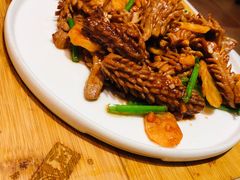 爆炒腰花-闫府私房菜·百年鲁菜(恒隆店)