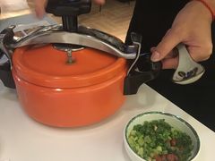 原作萝卜养生饭-原味田园·客家菜·土窑鸡(中航城君尚购物中心店)