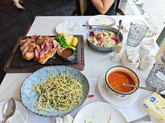 -凯撒咖啡西餐厅(广发大厦店)