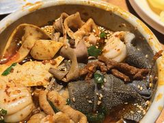-城墙拐拐火锅(三峡广场黑金冠店)