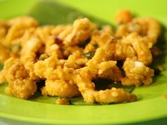 咸蛋黄鱿鱼-明记烧鱼美味店