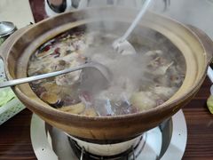 -威邵鸡煲(西华路总店)