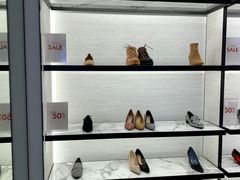 -CHARLES&KEITH(乐峰广场店)