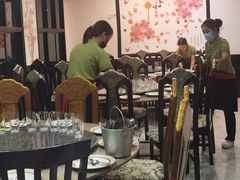 -光海鲜鱼翅餐厅(叻差拉披色路店)