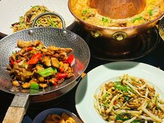 -雀舞云南菜(天津天河城购物中心店)