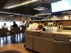 -新大咀港式茶餐厅(宝山万达店)