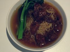 酸菜牛腩面-葡珍轩冰室(虹桥机场T1店)